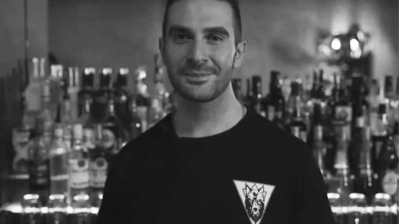 Der Gründer Rasmik Arakeljan